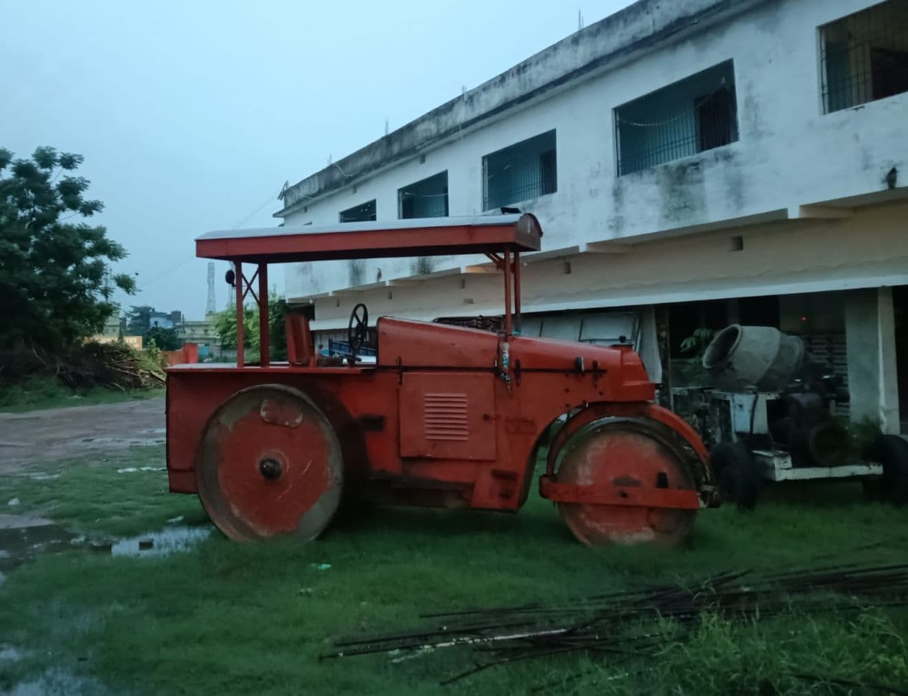 ROAD ROLLER