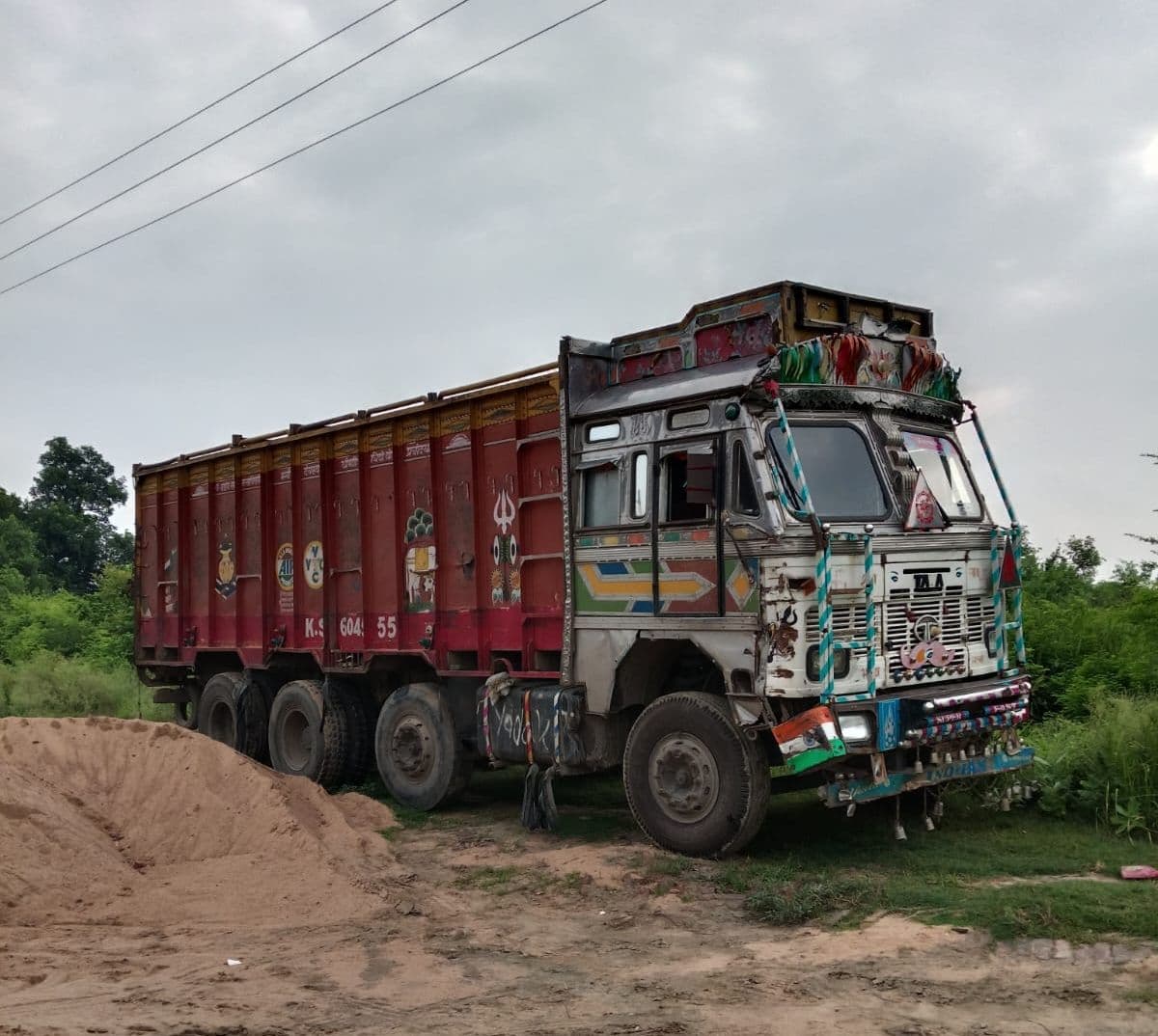 TRUCK